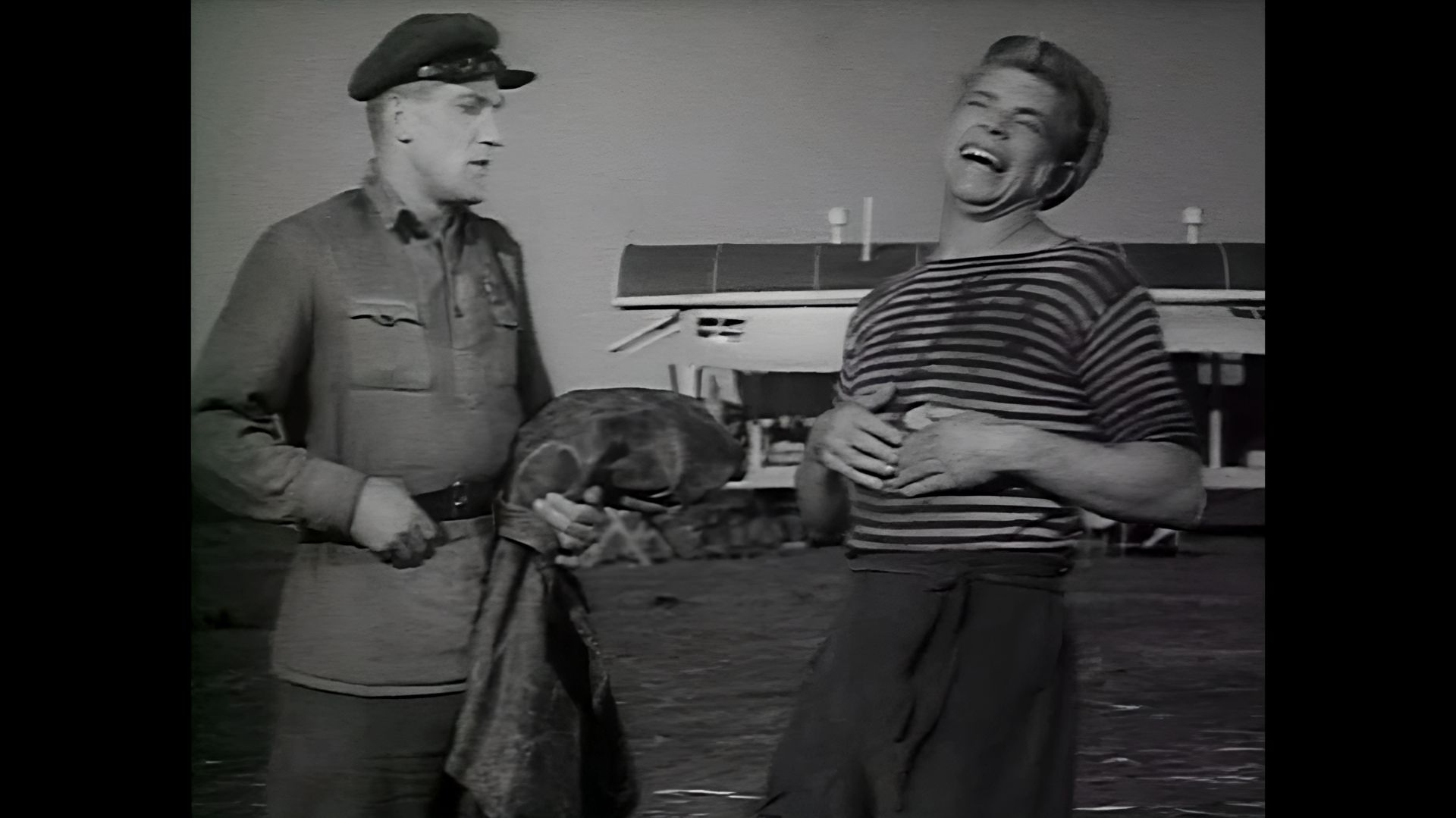 Здравствуй милая моя! Фрагменты из фильма "Трактористы". 1939 г.