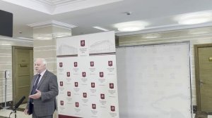 Вернуть предпенсионерам бесплатный проезд на общественном транспорте.