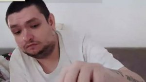 Руслан Гительман а говорил что не ест свинину.