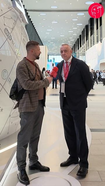🎤 Рекламная индустрия на ПМЭФ 2026. Олег Лещук, группа АДВ. смотреть онлайн