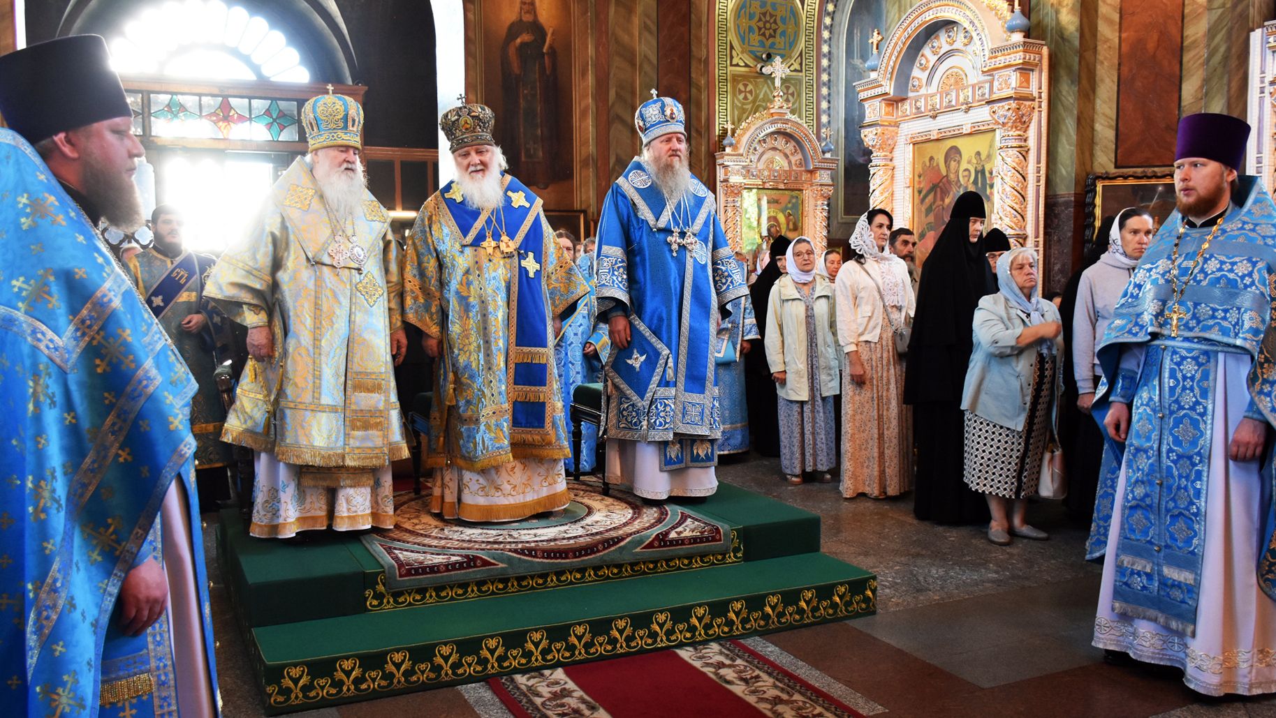 Русского неба бездонная высь... смотреть онлайн