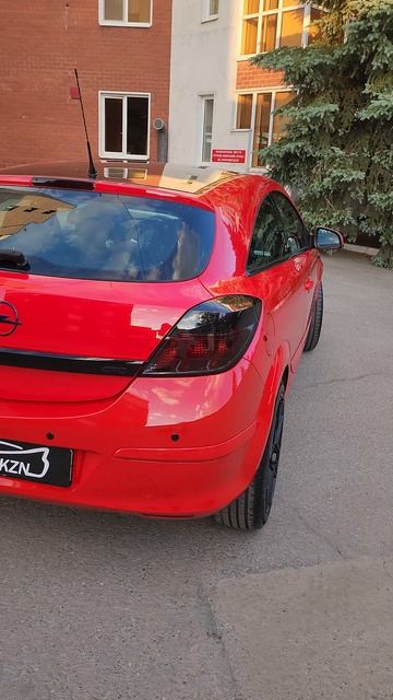 Opel Astra - сделали полировку, нанесли два слоя керамики — часть 1