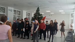 самый крутой новогодний утренник в 6-В классе