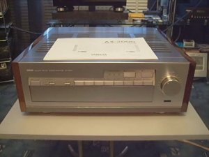 Yamaha AX-2000