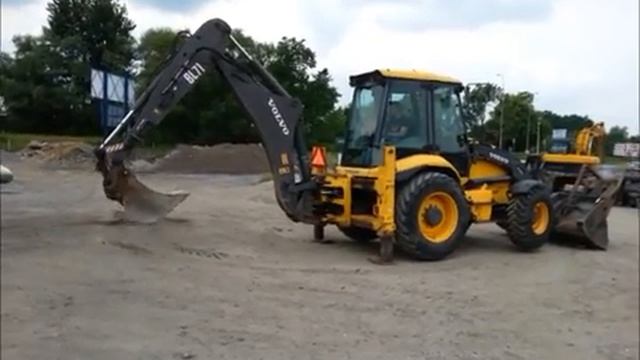 Экскаватор-погрузчик volvo bl 71 смотреть онлайн