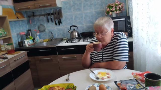 Позавтракаем вместе.Покупка продуктов.