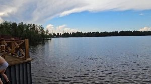 РУКИ до ЗЕМЛИ уже/ он УЕХАЛ, мы ОСТАЛИСЬ