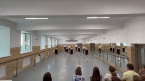 Показ по классическому танцу 2 курс 2 семестр