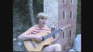 Елена Казанцева в Бардзовке. Август 1994