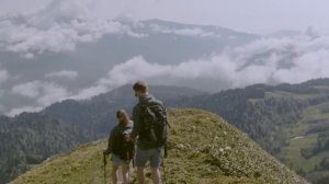 «Альпийский развод». Экстремальное расставание: как романтический поход превращается в выживание.