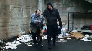д