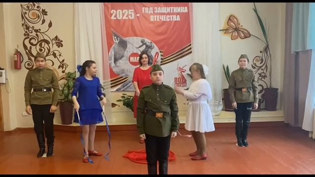 г. Сатка_Веселые ребята_Танец "Встанем"