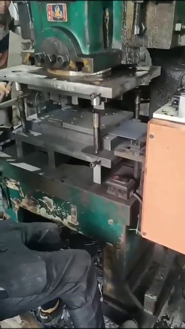 Устройство подачи рулонного металла NCF-200