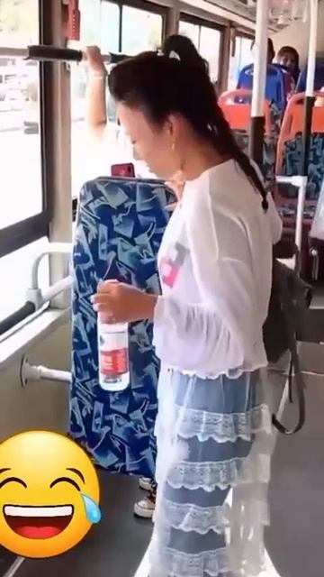 Вежливый персонаж смотреть онлайн