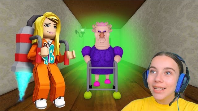 ИСПОЛЬЗУЮ ЧИТЫ с БАБУШКОЙ в ROBLOX! смотреть онлайн