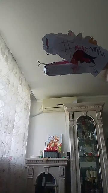 ᕙ(⇀‸↼‶)ᕗ