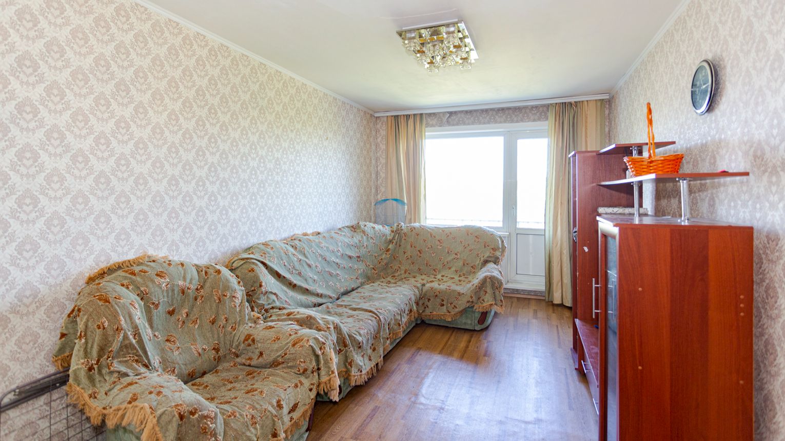 Тореза 70