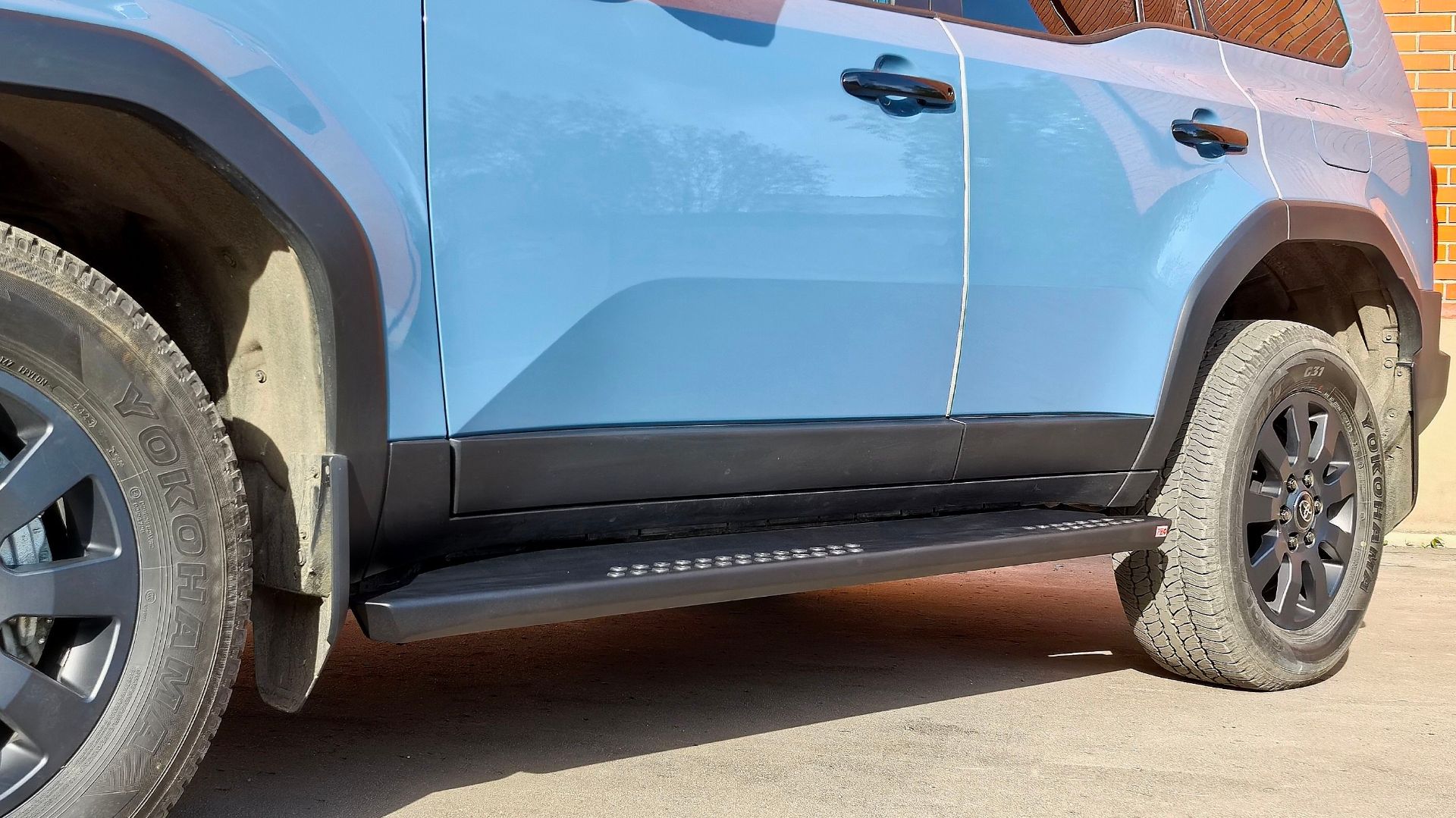 Toyota LC Prado 250 и силовые пороги РИФ: обзор и установка смотреть онлайн