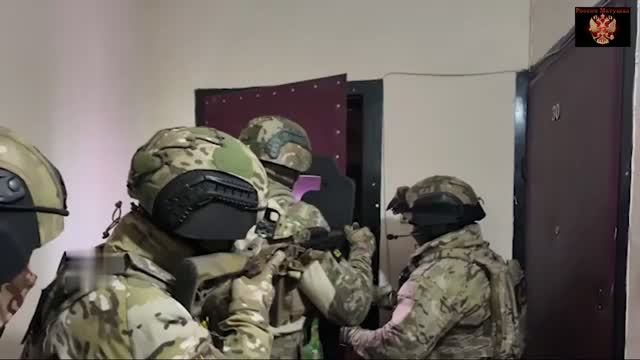 🔴ФСБ задержала иностранца, готовившего покушение на сотрудника Минобороны РФ🔴 смотреть онлайн