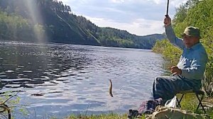 Красота Забайкалья! Отец на рыбалке на реке Нерча.