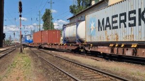 Электровоз Вектрон с контейнерным поездом