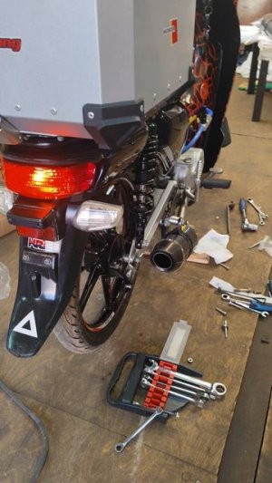 Honda super cub AA04 full exhaust system, carbon Titanium, гараж 305