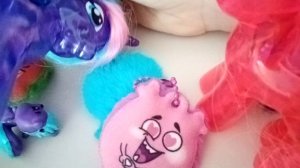 МАМА КУПИ МНЕ ПОНИ!!! Продумайте пожалуйста мне название канала