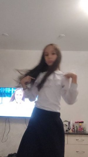 Яркий худи 🩷