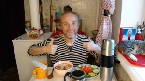 Обед с котями. Дзен делает всё, чтобы я ушел. Мукбанг. Обжор. Еда на камеру. Диета. Шизофрения.