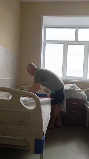 положили в больницу
