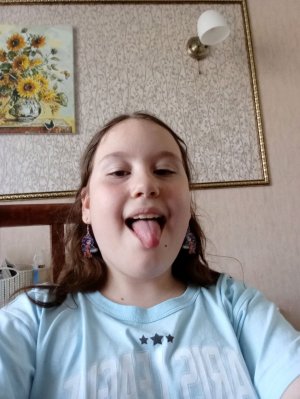 все в школе выпили просрочку