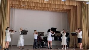 Джон Уильямс музыка к к/ф «Список Шиндлера»
Ансамбль скрипачей «Рондо»
