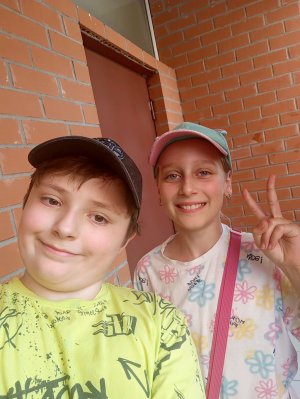 четвёртый Стрим на канале Вова и Тима и соня