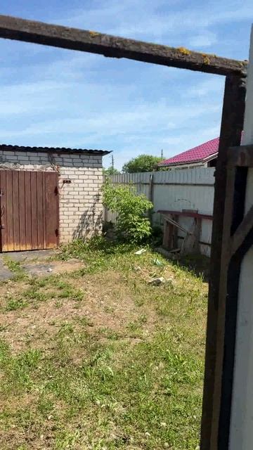 Продается бревенчатый дом с баней и гаражом на участке 16,8 соток в дер. Бухары Александровский р-н