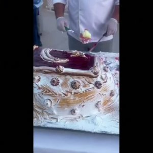 Бравенькая Ольга не ела в отеле ! Пила воду из грязного моря !