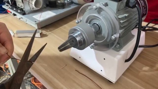 Станок для снятия эмали с провода XC-580