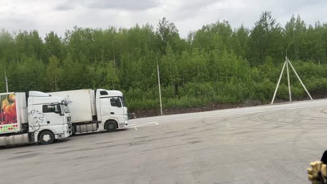 В Читу заехали на час! Привет, Бонжур, Hello! Нам круто повезло!!! смотреть онлайн