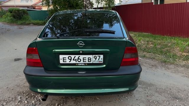 Opel VECTRA 1.8 МТ смотреть онлайн
