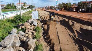 Extreme Dozer Operation on the Edge of a Cliff,Life on the Edge,The Reality of Living Near a Cliff.