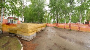 В Урае продолжается благоустройство бульвара на улице Ленина
