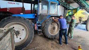 Иваныч опять не попадает в колею.., прийдется менять колеса!
