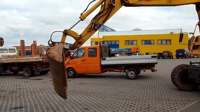 Колесный экскаватор Furukawa 725 смотреть онлайн
