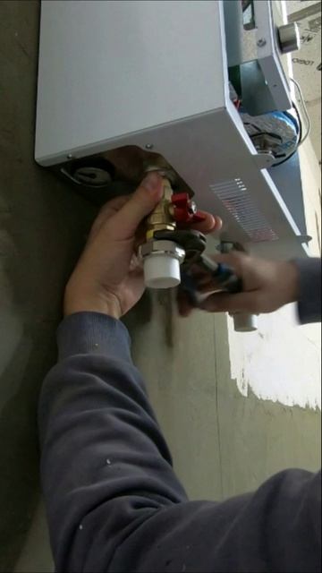 🏡Как я сделал тёплый водяной пол в доме для своей семьи