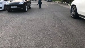Первый день отдыха продолжается. Мы еще не отдыхали. Примерки, покупки.