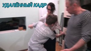 УЧИТЕЛЬ ОБОЗВАЛА ЕГО...