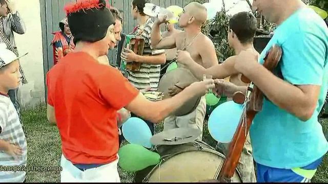 Пьяненький вечер. SUPER смотреть онлайн