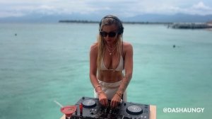 Dasha Ungy - Gili Island Escape [Melodic Techno & Progressive House DJ Set] @ Trawangan, Indonesia