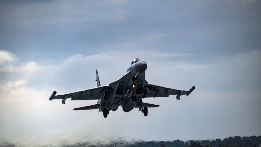 Су-35с на боевом дежурстве. Лучшее видео из зоны СВО смотреть онлайн