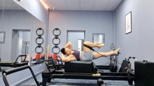 PILATES REFORMER | ABS ARMS & GLUTES  ПИЛАТЕС РЕФОРМЕР | ЭНЕРГИЧНЫЕ РУКИ НОГИ И ПРЕСС  #video #love