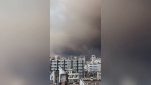 7 июня 2026 года из-за извержения вулкана Сакурадзима город Кагосима в Японии накрыло «пепельным дож